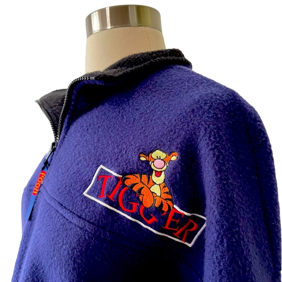 Pooh 100 Acre Collection Tiger Sweater Blue in Color Size Large - Picture 2 of 5